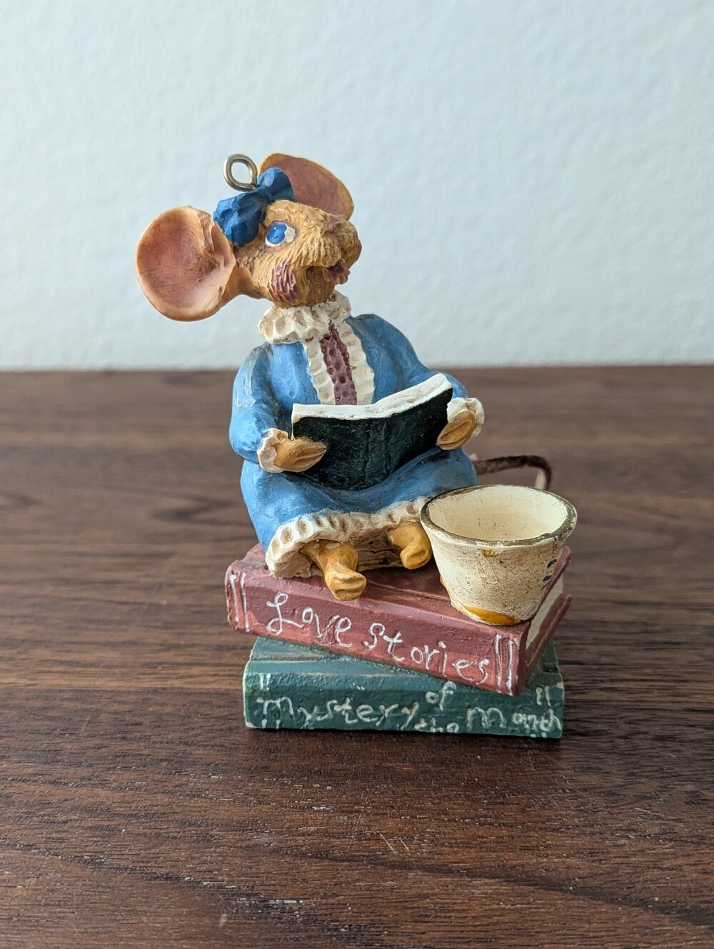 Kurt Adler Hole in the Wall Gang "Dream Reader" Mouse Christmas Ornament J7696